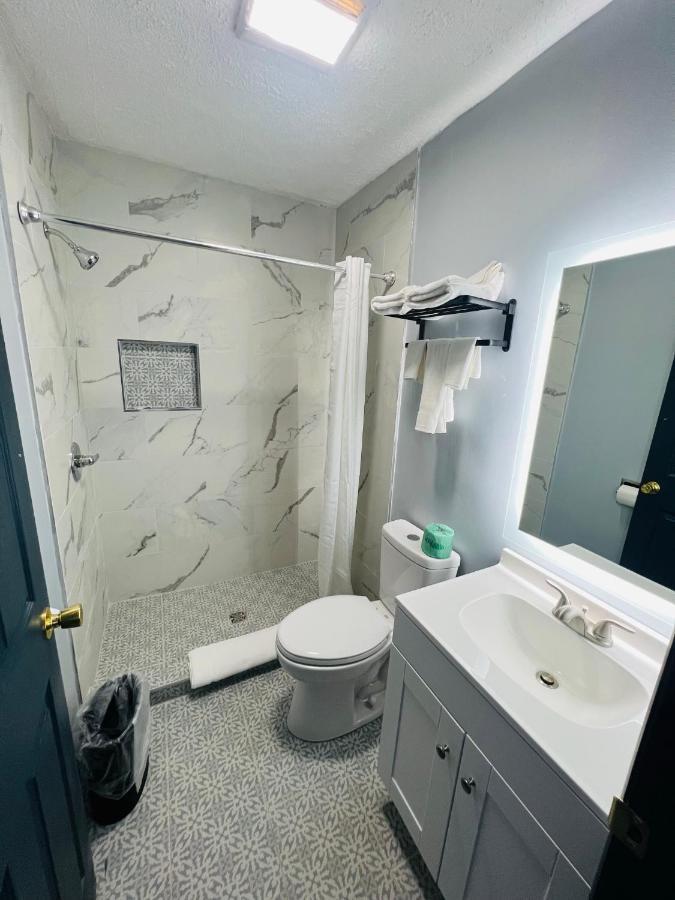 Hillsboro Inn & Suites 외부 사진